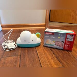 Cloud Sleep Trainer with Soothing Lights